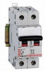 Leg 419222 2p C10A 6kA RX3 kismegszakító 1902