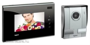 Legrand 369200 Video szines kaput. szett 2 vezetékes 7coll 1701