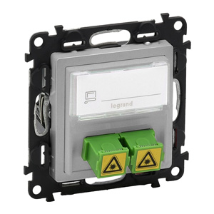 Valena Life SC/APC egymódusú optikai csatlakozóaljzat alumínium