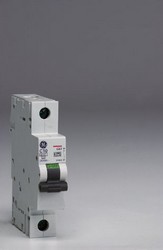 GE 1p B10A G30 3kA 674445 kismegszak 1501